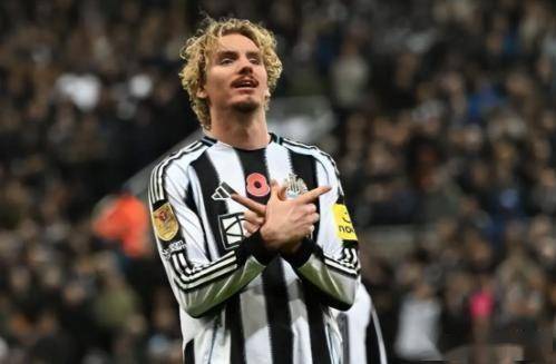 从德甲红人到英超水货,7500万先生沃尔特马德在纽卡到底经历了什么